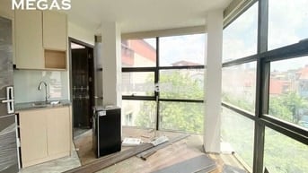 Mới:CĂN GÓC FULL KÍNH VIEW CỰC ĐỈNH FULL NỘI THẤT TẠI YÊN HÒA CẦU GIẤY