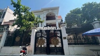 BIỆT THƯ CHO THUÊ YÊN THẾ NGAY SÂN BAY_ 10X20M_TRỆT 2 LẦU, SÂN RỘNG.