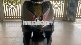 Lên đời nhượng lại xe AB đang đi