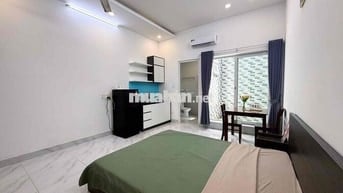 CĂN HỘ FULL NỘI THẤT CỬA SỔ TO ĐÓN NẮNG