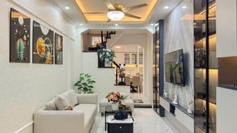 BÁN NHÀ Mỹ Đình 36m2 7,9 tỷ ae múc nhanh 