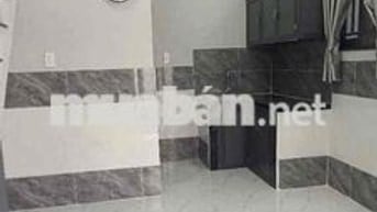 nhà 1 trệt 1 lầu bao quy hoach hẻm 1 mặt nhà