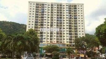 Cho thuê căn hộ Vũng Tàu Center 2PN nhà trống lầu cao view mát cả ngày