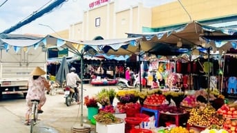 [ Giáp Chủ nguồn ngộp ]  gần chợ kinh doanh mua bán được. 👉5*20 
