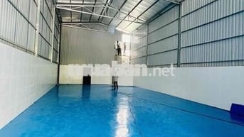 NHÀ XƯỞNG MỚI XÂY DT 8x20 NỀN SƠN Epoxy Sạch Sẻ Hợp Kho Hàng Thực Phẩm