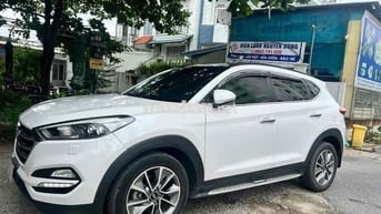 Hyundai Tucson 2018 2.0 AT Diesel Spec - 89000 km