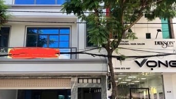 Nhà có văn phòng cho thuê 5 tầng