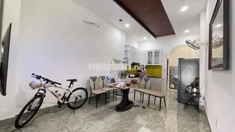 CHO THUÊ NHÀ KINH DOANH 3 PHÒNG NGỦ FULL NỘI THẤT MẶT ĐƯỜNG LÊ HỒNG PH