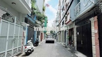 Bán căn nhà gần TT Nguyễn Kiệm 4PN-