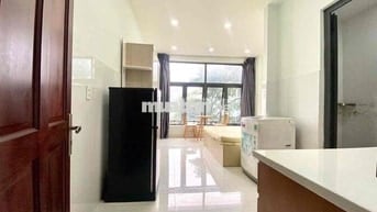 🏡 Căn Hộ Mini Thang Máy Cửa Sổ Trời - Ngay Đại Học Giao Thông Vận Tải