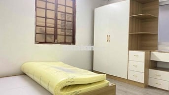cho thuê căn hộ tách phòng ăn full nội thất, máy giặt riêng lầu 1