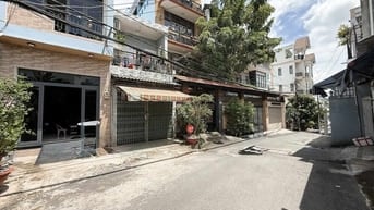 176M2 - BA VÂN - NGANG 6.2 - VUÔNG A4 - TIỆN XÂY MỚI