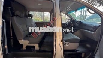 Hyundai Grand Starex Van 2.4 MT 2015