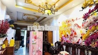 Bán nhà 3 lầu Khu Vip Tên Lửa, Giá 9.3 Tỷ