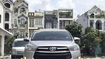 Toyota Innova 2.0G 2018 - 76000km