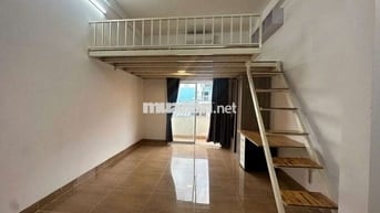 DUPLEX SIÊU TO KHỔNG LỒ GẦN ĐH CÔNG NGHIỆP CƠ SỞ 3