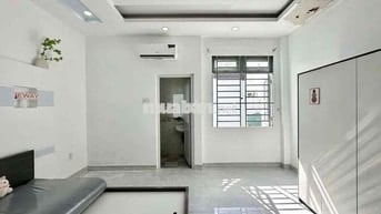 STUDIO MỚI XÂY CỬA SỔ TRỜI FULL NỘI THẤT - Gần Công Thương - GÒ MÂY