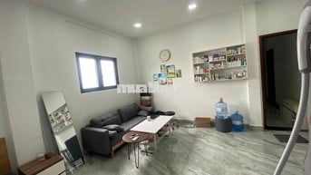 phòng trọ mới đẹp rộng rãi có thang máy vân tay