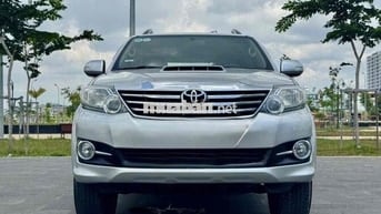 Fortuner 2015 dầu sàn xe 1 chủ máy số keo chỉ zin