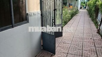 Mình còn một phòng trọ sạch sẽ thóng mát