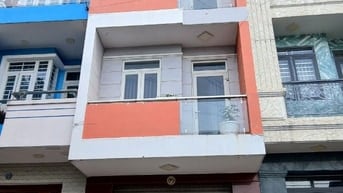 NHÀ 4 TẦNG ĐỐI DIỆN CÔNG VIÊN ĐƯỜNG SỐ 42 Q6 (4X18) CHỈ 12,5 TỶ