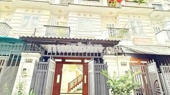 NHÀ PHỐ TL40. TRỆT 2 LẦU 3PN 4WC. PHÒNG THỜ ( SẴN 3 MÁY LẠNH )