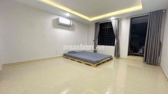 Phòng 40m Ban Công Phan Đăng Lưu P1 Phú Nhuận đầy đủ nội thất