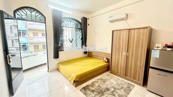 🔥🚨Cho thuê căn Stu bancol full NT, sau lưng trường UEF, gần Bà Chiểu