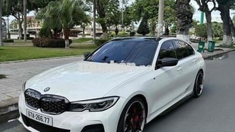 BMW 3 Series 2019 330i M Sport - 47000 km