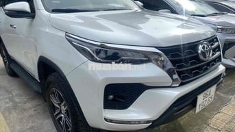 Toyota Fortuner 2022 dầu, tự động, chính hãng