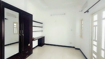 Chủ giảm 900tr bán nhà 2 tầng, ngay trung tâm P. Tân Hưng; DTSD 100m2