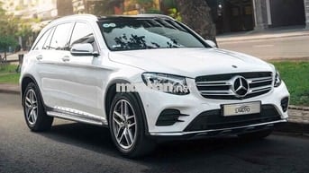 Mercedes- Benz GLC300 Đklđ 2020- trả trước 360Tr