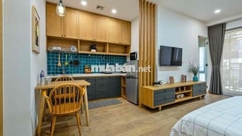 Căn Hộ Cao Cấp Có Ban Công Nội Thất Tone Gỗ Sang Xịn Vị Trí Đắc Địa
