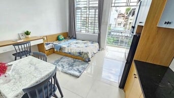 Trống sẵn phòng Ban công mới full nội thất ở Bùi Đình Tuý Bình Thạnh