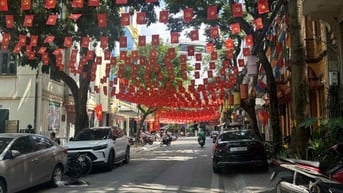 Bán nhà phố Trấn Vũ - Trúc Bạch, 7 tầng, có thang máy, vỉa hè, ô tô