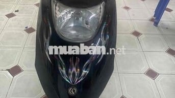 Xe Victoria đen Sơn zin đầu zin