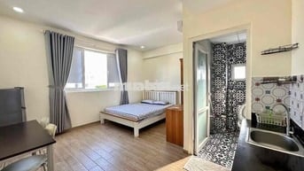 STUDIO CỬA SỔ TRỜI ĐƯỜNG SỐ 37, TÂN QUY. SÁT LOTTE, TDTU, RMIT, NTTU,.