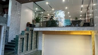 Cho thuê tầng 1 làm vp, cửa hàng