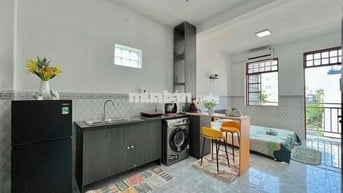 Căn Hộ Ban Công Máy Giặt Riêng Bình Thạnh Gần Chợ Bà Chiểu Cầu Bông Q1