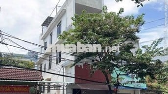 - Mặt bằng 90m2 tầng 3-4 trung tâm TP Đà Nẵng