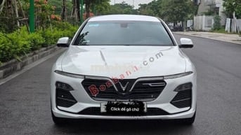 VINFAST LUX A2.0 PREMIUM 2019 - TRẮNG