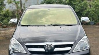 Toyota Innova 2006 - 110000 km