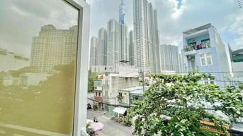 Căn Hộ Stu Ban Công Phòng Rộng 45M2 View LandMark FullNT Gần Quận 1