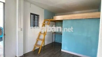 PHÒNG TRỌ CÓ GÁC CỬA SỔ TRỜI GẦN VLU IUH CHỢ BÀ CHIỂU ĐƯỜNG PVĐ