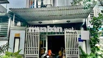 Mặt tiền,khu dân cư Gia Hoà,Phong Phú,Bình Chánh.
