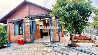 3059m2 nhà vườn (300m2 THỔ) - 980tr sang tên - NHÀ CÓ SẴN