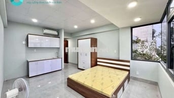 Căn hộ ban công view thoáng mát , nhà mới full nội thất cao cấp PTH f7