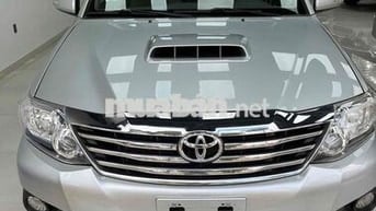 Toyota Fortuner 2013 2.5G - 100 km