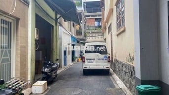 Mua đất tặng nhà 90m2 hẻm xe hơi ngay Ngã 4 Bảy Hiền 2 tầng 3PN