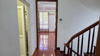 Vừa ở, vừa kinh doanh, phân lô, trung tâm Cầu Giấy, không mấy nhà bán!